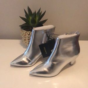 NWT Forever 21 Silver Ankle Booties